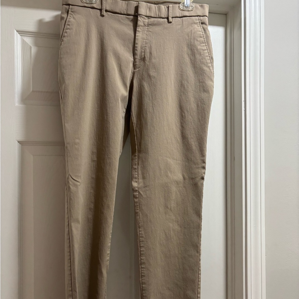 Tommy Hilfiger Men's Khaki Chinos
